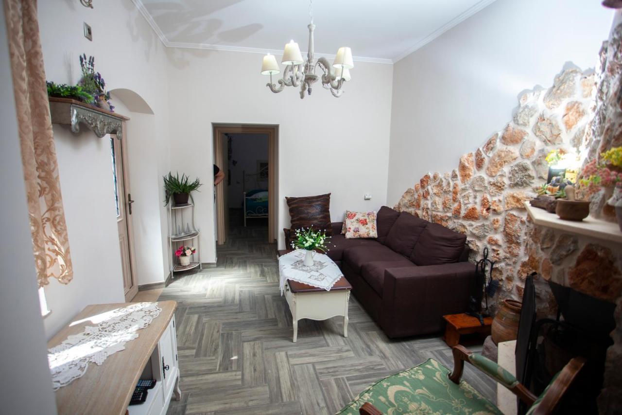 Vicky'S House Apartment Kefalos  Bagian luar foto